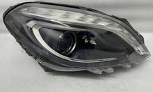 Load image into Gallery viewer, Frontscheinwerfer Mercedes-Benz W246 A2468200861 Xenon Rechts Headlight