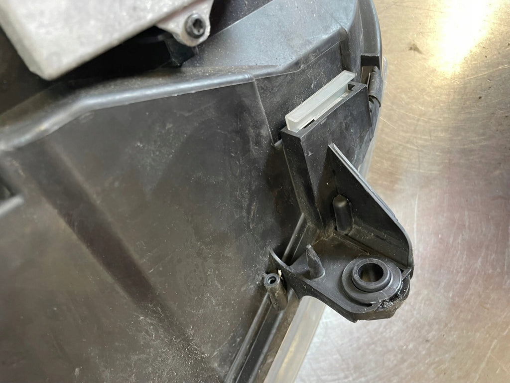 Frontscheinwerfer VW Golf V I 1K6941032 Rechts Scheinwerfer Headlight SCH8260866074nm