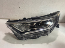 Load image into Gallery viewer, Frontscheinwerfer Toyota Rav IV Full LED Links Scheinwerfer Headlight SCH7903884258kk