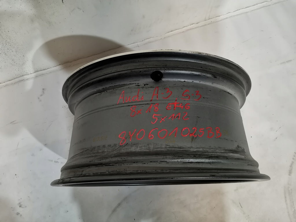 1x Alufelge 18 Zoll 8.0" 5x112 46ET 8Y0601025BB Audi A3 Rim Wheel FEL7887459746wm