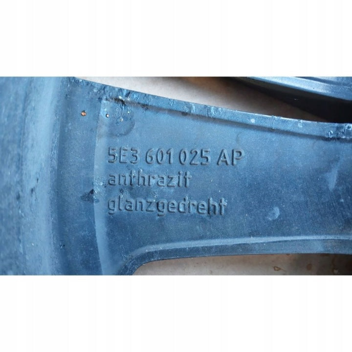 1x Alufelge 18 Zoll 5E3601025AP Skoda Octavia I Rim Wheel FEL7672218369tz