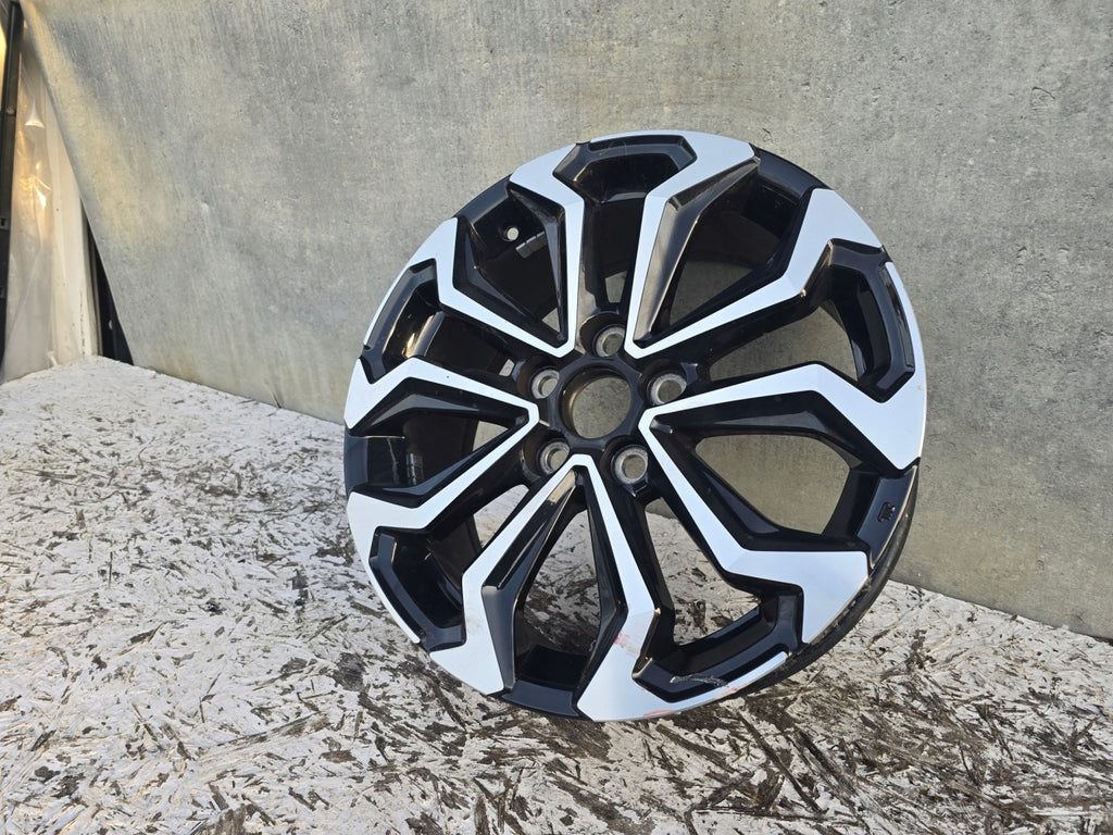 1x Alufelge 17 Zoll 7.0" 5x114.3 CM1107-5 Toyota Auris Rim Wheel FEL2073963681er