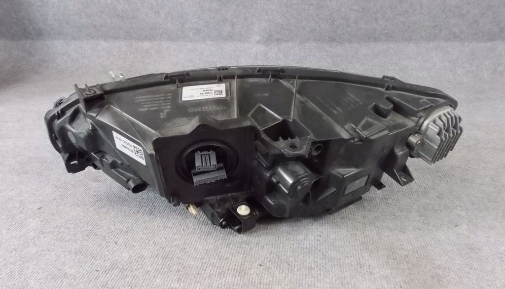 Frontscheinwerfer Volvo V90 31655138AED8 31655140 LED Rechts oder Links SCH2017748636dn