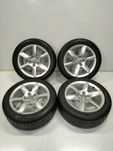 Laden Sie das Bild in den Galerie-Viewer, 4x Alufelge 17 Zoll 8.0" 5x112 26ET Glanz Silber 8T0601025CJ Audi A5 Rim Wheel FEL5586820010nw