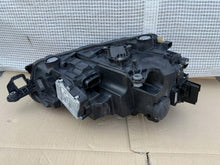 Laden Sie das Bild in den Galerie-Viewer, Frontscheinwerfer Skoda Scala 657941015A Links Scheinwerfer Headlight SCH6229787822ra