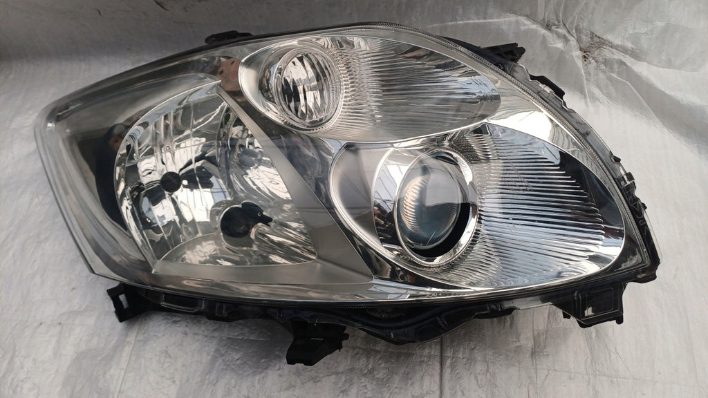 Frontscheinwerfer Toyota Auris 81110-02470 Ein Stück (Rechts oder Links) SCH4579341735yi