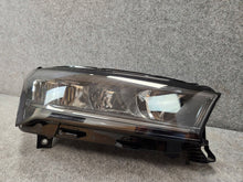 Laden Sie das Bild in den Galerie-Viewer, Frontscheinwerfer Skoda Enyaq IV 5LB941016F LED Rechts Scheinwerfer Headlight SCH8171108114vv