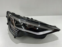 Laden Sie das Bild in den Galerie-Viewer, Frontscheinwerfer Audi E Tron 4KE941040 Rechts Scheinwerfer Headlight