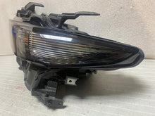 Laden Sie das Bild in den Galerie-Viewer, Frontscheinwerfer Mazda 3 BCJH-51040 Full LED Links Scheinwerfer Headlight SCH2721784693dx