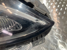 Laden Sie das Bild in den Galerie-Viewer, Frontscheinwerfer Mercedes-Benz Coupe C205 A2059062602 LED Rechts Headlight SCH8340294381za