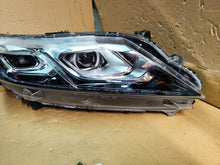Laden Sie das Bild in den Galerie-Viewer, Frontscheinwerfer Mitsubishi Eclipse Cross 548489421 Full LED Rechts Headlight