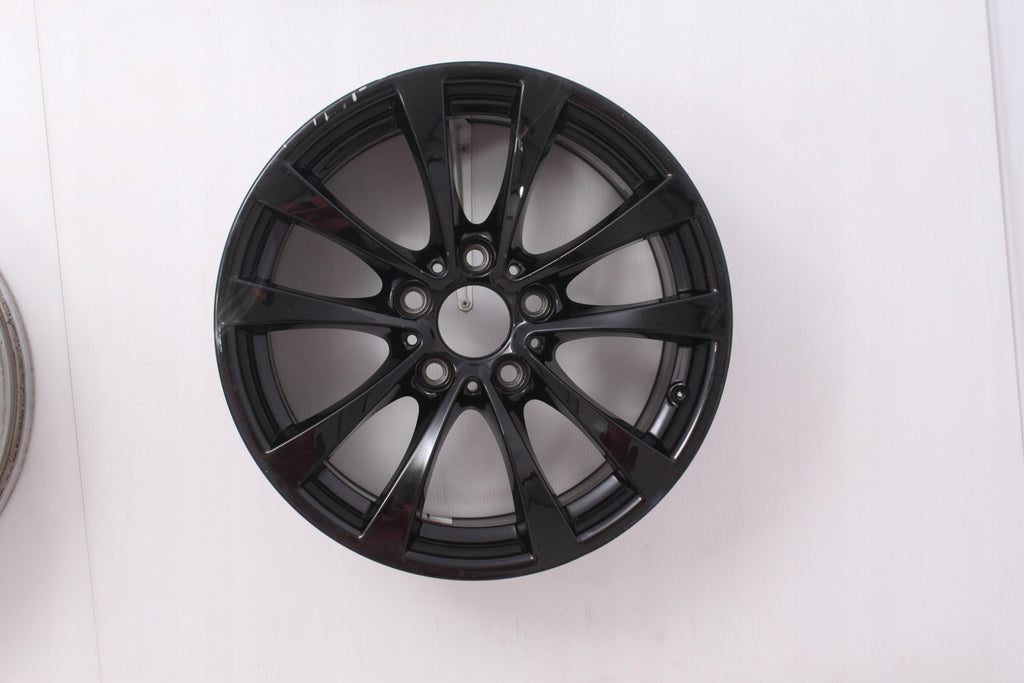1x Alufelge 17 Zoll 8.5" 5x120 47ET Glanz Silber 6796245 BMW 1 Rim Wheel FEL3315138415yt