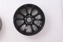 Load image into Gallery viewer, 1x Alufelge 17 Zoll 8.5" 5x120 47ET Glanz Silber 6796245 BMW 1 Rim Wheel FEL3315138415yt