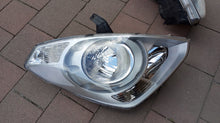 Load image into Gallery viewer, Frontscheinwerfer Hyundai H1 Starex 92102-4H0XX 92101-AH0XX Ein Satz Headlight SCH1297233927he