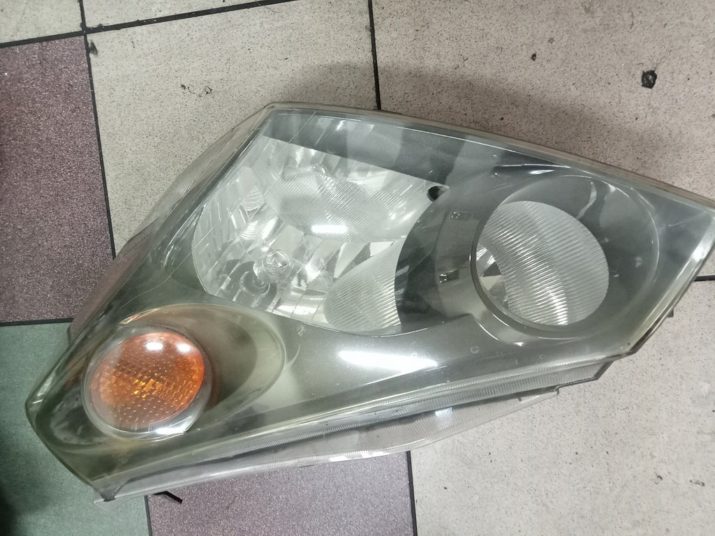 Frontscheinwerfer Nissan Quest 260605Z001 Links Scheinwerfer Headlight SCH3773045390re