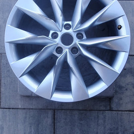 1x Alufelge 19 Zoll 8.0