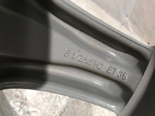 Laden Sie das Bild in den Galerie-Viewer, 1x Alufelge 17 Zoll 8.5&quot; 5x112 35ET A2304010902 Mercedes-Benz Sl Rim Wheel