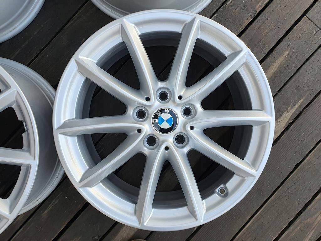 4x Alufelge 17 Zoll 7.5" 5x112 52ET Glanz Silber 6856061- BMW F45 F39 X1 F48 F46 FEL7732444917cm