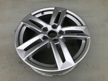 Load image into Gallery viewer, 1x Alufelge 17 Zoll 7.0&quot; 5x112 42ET 8W0601025P Audi A4 B9 Rim Wheel