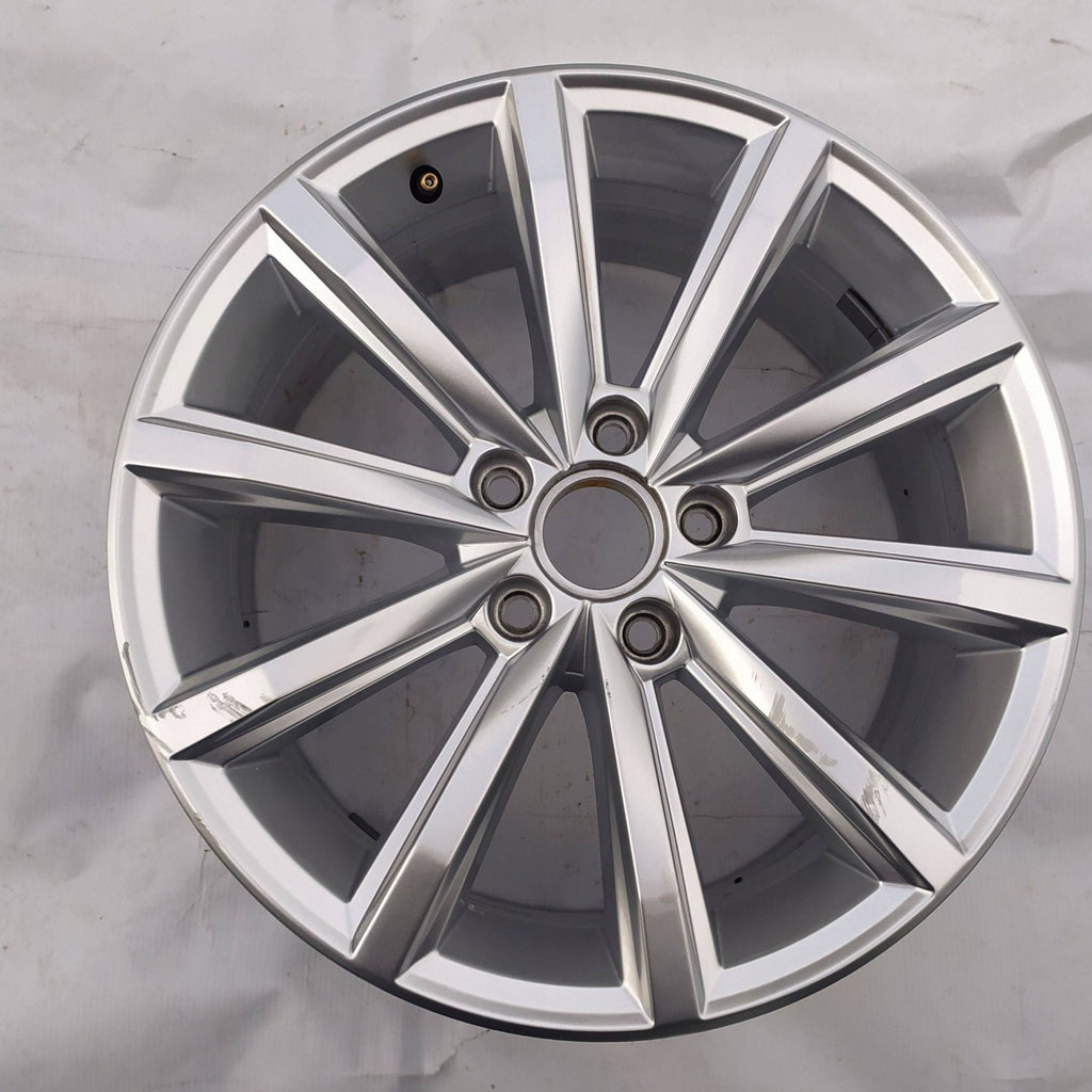 1x Alufelge 17 Zoll 7.0" 5x112 40ET Glanz Silber 3G0601025BP VW Passat B8 Beetle FEL3565813915xy
