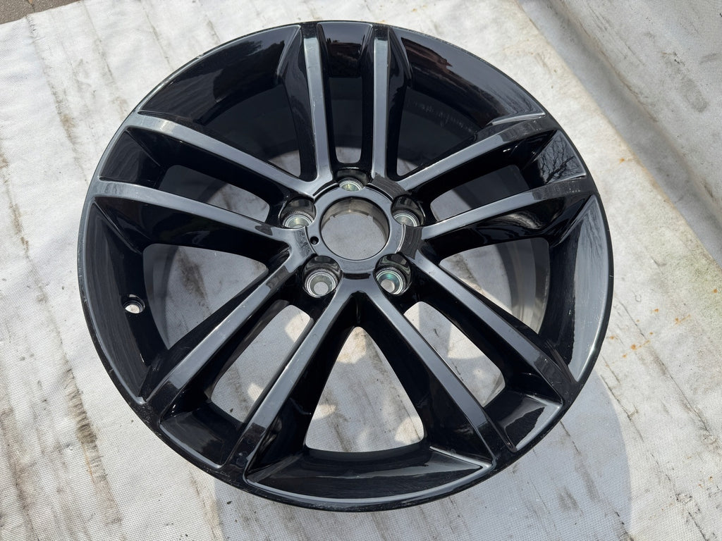 1x Alufelge 17 Zoll 7.0" 5x110 44ET 13305177 Opel X Rim Wheel