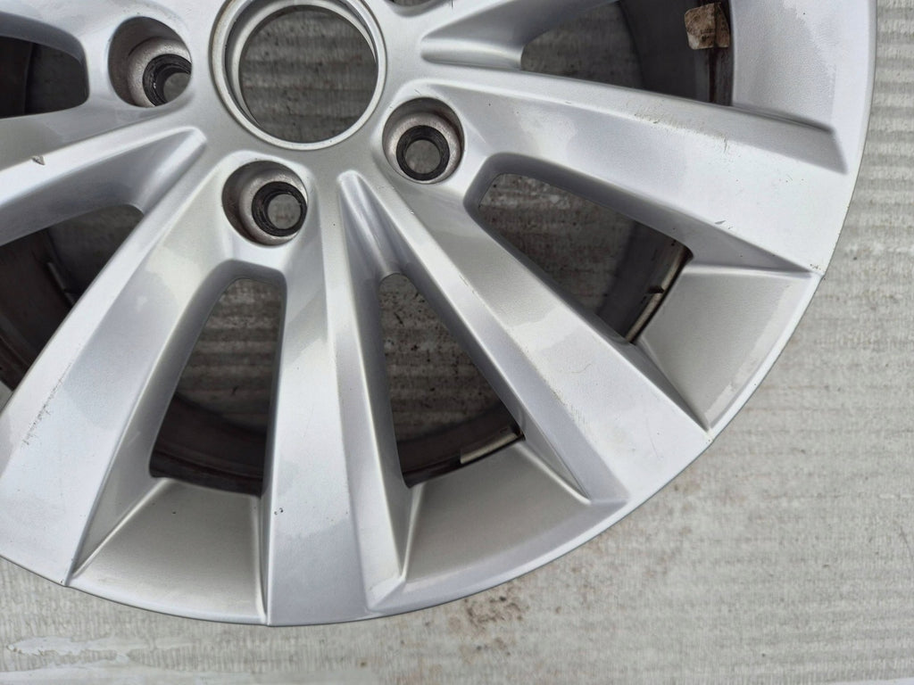 1x Alufelge 16 Zoll 5C0601025T VW Beetle Rim Wheel FEL2321930322aj