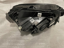 Laden Sie das Bild in den Galerie-Viewer, Frontscheinwerfer Mercedes-Benz Glb 2479060106 LED Links Scheinwerfer Headlight SCH2052575449yb