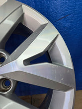 Load image into Gallery viewer, 1x Alufelge 16 Zoll 5x112 5TA601025M VW Touran Rim Wheel FEL8517126109cz