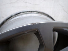 Laden Sie das Bild in den Galerie-Viewer, 1x Alufelge 18 Zoll 8.0&quot; 5x112 40ET 8W0601025H Audi A4 B9 Rim Wheel