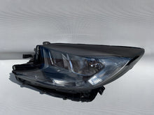 Laden Sie das Bild in den Galerie-Viewer, Frontscheinwerfer Toyota Aygo X 0H-3329318 Links Scheinwerfer Headlight