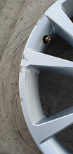Laden Sie das Bild in den Galerie-Viewer, 1x Alufelge 17 Zoll 8.0" 5x112 46ET Glanz 8Y0601025CC Audi A3 Rim Wheel FEL8232590600ks