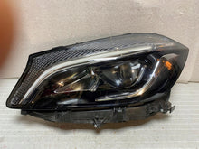 Laden Sie das Bild in den Galerie-Viewer, Frontscheinwerfer Mercedes-Benz W176 A1769068900 Full LED Links Headlight SCH6730969271il