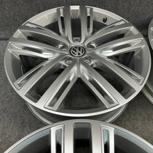 Laden Sie das Bild in den Galerie-Viewer, 4x Alufelge 19 Zoll 7.0" 5x112 43ET Glanz Silber 5NA601025N VW Tiguan Rim Wheel FEL6684127630vh