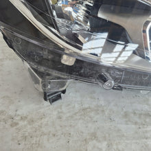 Laden Sie das Bild in den Galerie-Viewer, Frontscheinwerfer Peugeot 208 I 9810805880 Rechts Scheinwerfer Headlight SCH8609378355cn