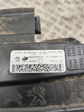 Load image into Gallery viewer, Frontscheinwerfer Peugeot Expert Traveller 9808572680 Links Headlight SCH8008009771re