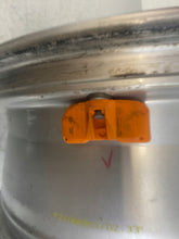 Load image into Gallery viewer, 1x Alufelge 18 Zoll 7.0" 5x114.3 35ET 52910-3J350 Hyundai Ix35 Rim Wheel FEL3252057634kz