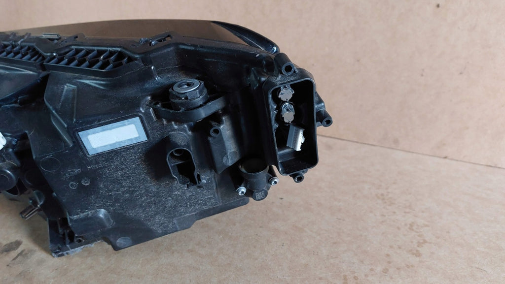 Frontscheinwerfer Skoda Superb III 3V1941016D Rechts Scheinwerfer Headlight SCH6713522477su