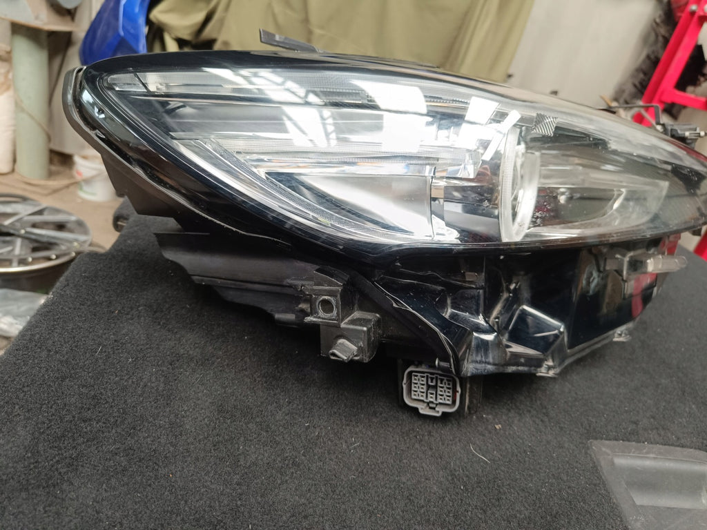 Frontscheinwerfer Mazda 6 GRF5-51030 LED Rechts Scheinwerfer Headlight SCH8252269500qi