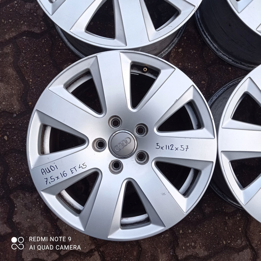 4x Alufelge 16 Zoll 7.5" 5x112 45ET Glanz Silber 4F0601025AB Audi Super