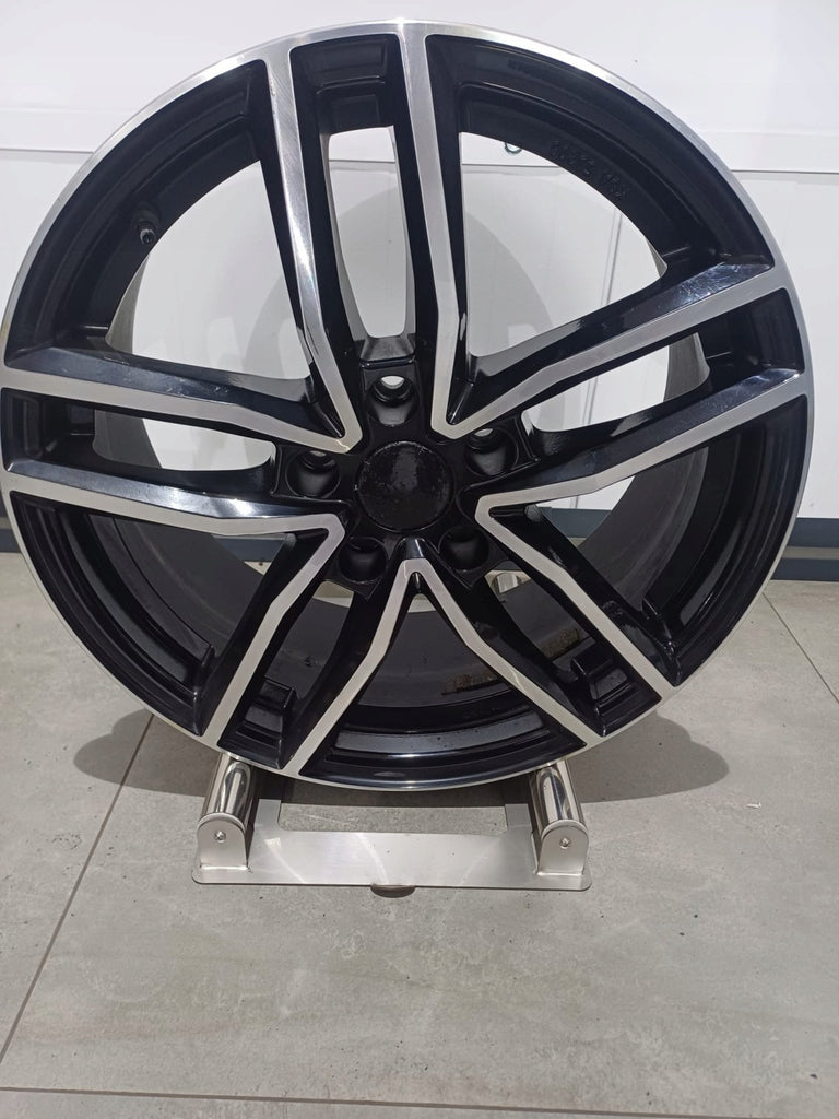 1x Alufelge 17 Zoll 7.5" 5x112 40ET KBA53208 Rim Wheel FEL6410926656et
