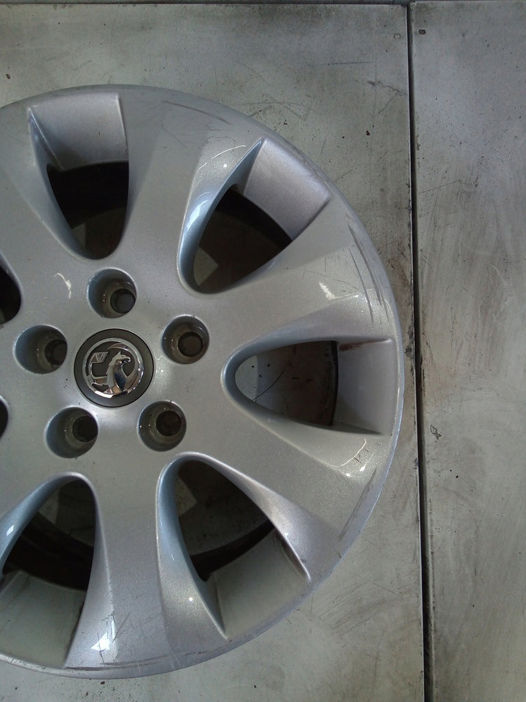 1x Alufelge 16 Zoll 6.5" 5x115 41ET Opel Astra J Rim Wheel