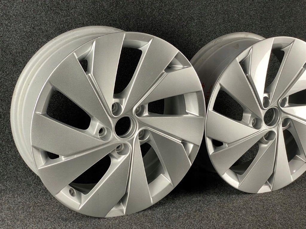 1x Alufelge 17 Zoll 6.5" 5x112 46ET 5H0601025B VW Golf Viii Rim Wheel FEL5955355986co