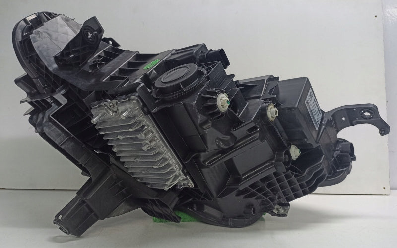 Frontscheinwerfer Volvo 80000628 Rechts Scheinwerfer Headlight SCH7206499621hk