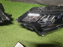 Laden Sie das Bild in den Galerie-Viewer, Frontscheinwerfer Mitsubishi Outlander III 8301D3-31 Full LED Ein Satz Headlight