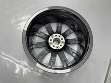 Laden Sie das Bild in den Galerie-Viewer, 1x Alufelge 20 Zoll 8.0" 5x112 8053501 BMW G31 G30 Rim Wheel FEL2267181025on