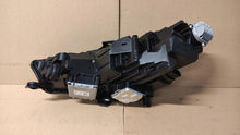 Laden Sie das Bild in den Galerie-Viewer, Frontscheinwerfer Audi A4 B9 8W0941036 LED Rechts Scheinwerfer Headlight