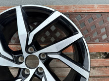 Load image into Gallery viewer, 1x Alufelge 18 Zoll 7.5" 5x108 45ET Glanz Schwarz 32209776 Volvo S60 V60 FEL3682210063ud