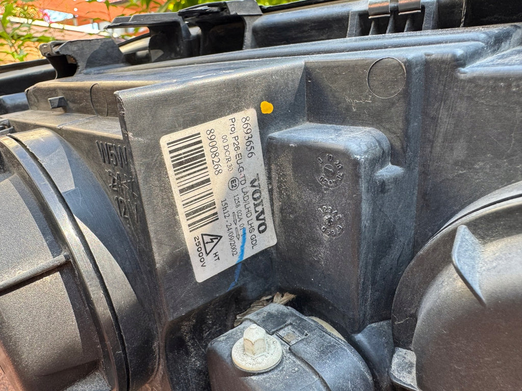 Frontscheinwerfer Volvo Xc70 89008268 Xenon Links Scheinwerfer Headlight