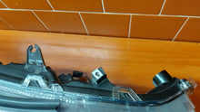 Load image into Gallery viewer, Frontscheinwerfer Toyota V 42-113 LED Rechts Scheinwerfer Headlight SCH1188121348uu
