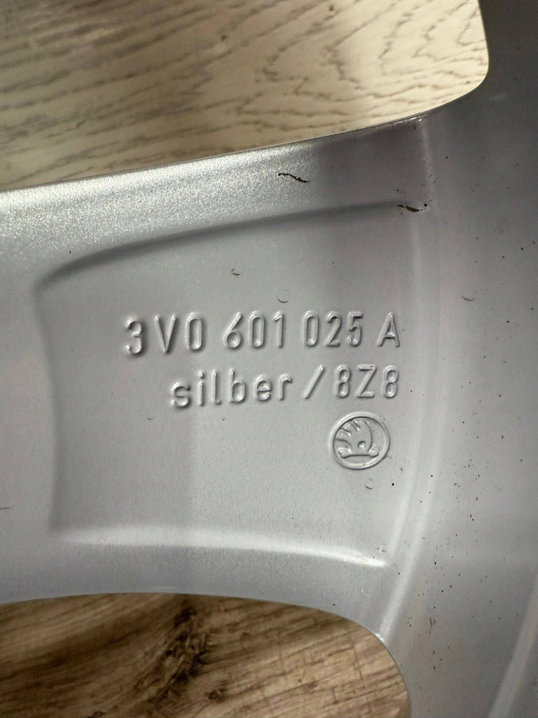1x Alufelge 17 Zoll 3V0601025A Skoda Superb Iii Rim Wheel FEL5423738860ii